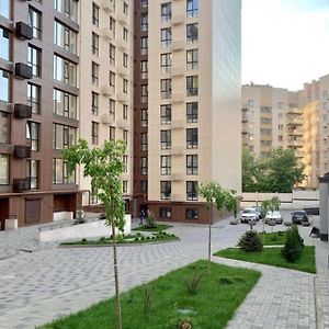 Luxury For Business & Pleasure Royal Apartment Dnipro Exterior photo
