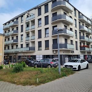 Apartament Sky Apartment Leszno  Exterior photo