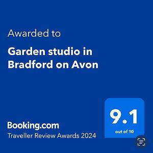 Garden Studio In Bradford On Avon Apartment Exterior photo