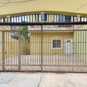 Casa Del Angel - Cerca De La Embajada Americana Tegucigalpa Exterior photo