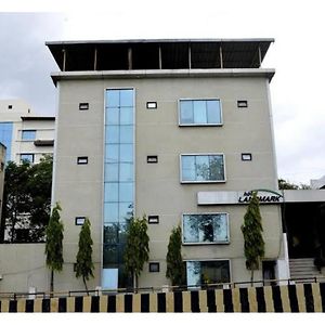 Hotel Landmark, Vadodara Exterior photo