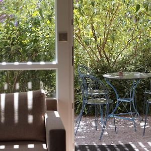 Appartement Avec Terrasse En Pleine Nature Ougney-Douvot Exterior photo