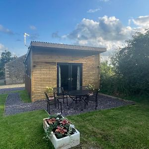 Beautiful Self-Catering Cottages, Ribble Valley West Bradford Exterior photo