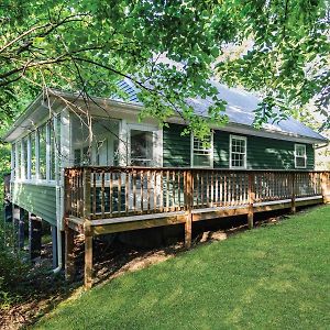 Cozy Cottage W Hot Tub, Fire Pit, Wifi & Sunroom! Front Royal Exterior photo