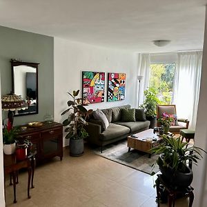 A Private Room In A Modern Apartment Near The Belinson/Schneider Hospital And The Red Line To Tel Aviv Petach Tikva Exterior photo