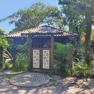 Casa Da Livia - Ilha Do Mel Villa Paranagua Exterior photo