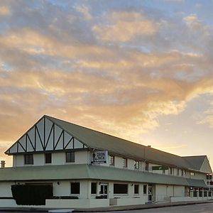 Carriers Arms Hotel Motel Maryborough Exterior photo