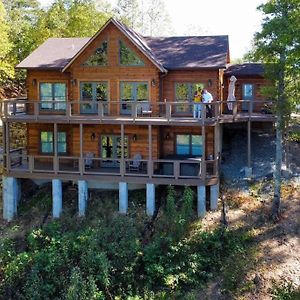 Luxury 3/2.5 Cabin: Lake Views, Theatre+Gameroom! Bryson City Exterior photo