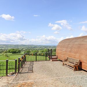 Sunset Pod Villa Shrewsbury Exterior photo