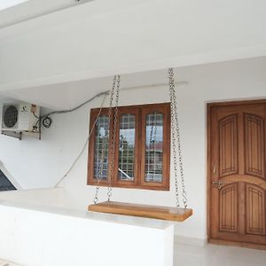 Geetha Ravi Nilayam Apartment Palakkad Exterior photo