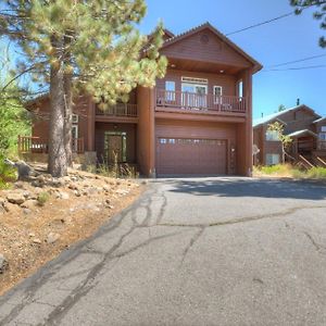 Stockholm Luxury Retreat Villa Truckee Room photo