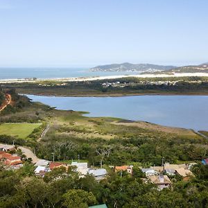 Vista Para O Mar Dunas E Lagoa Em Garopaba Exterior photo