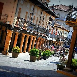 Plaza De Riaza Encanto Historico Apartment Exterior photo