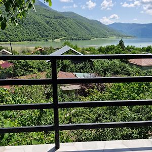 Guest House -Ananuri Veranda Hotel Exterior photo