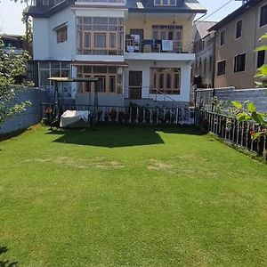 Jannat Apartment Srinagar  Exterior photo