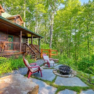 Pet-Friendly Rustic Bryson City Cabin With Fire Pit! Exterior photo