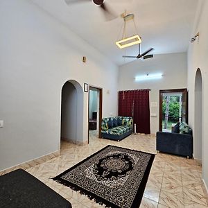 Travelers Guest House Kundapur Exterior photo