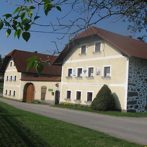 Ganhor- Fam. Kaar Apartment Wintersdorf Exterior photo