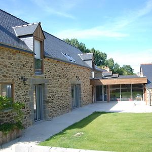 La Ferme Du Chauchix Hotel Lamballe Exterior photo