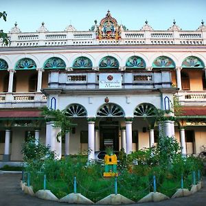 Chettinadu Mansion - An Authentic Heritage Palace Kanadukattan Exterior photo