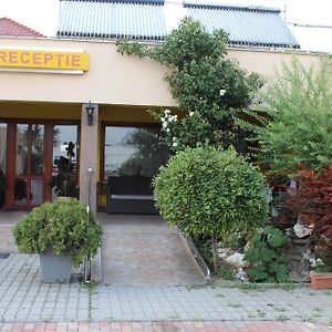 Motel Select Satu Mare Exterior photo