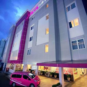 Favehotel Kelapa Gading Jakarta Exterior photo