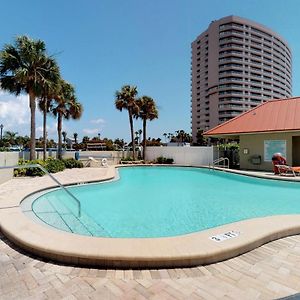 Lighthouse Towers Condominium Clearwater Beach Exterior photo