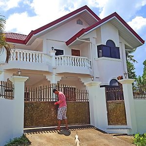 Sofias House Rental Tagbilaran City Exterior photo