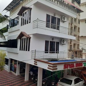 Shiva Inn Guruvayur Exterior photo