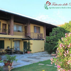 Fattoria Delle Rose Villa Salussola Exterior photo