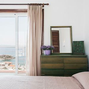 Holodek Apartments : Kastella Piraeus Exterior photo