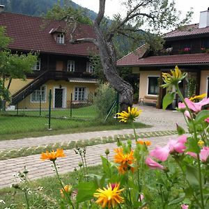 Ferienwohnung Villa Heinrich Feld am See Exterior photo