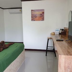 Rung Inn Homestay Ranong Exterior photo