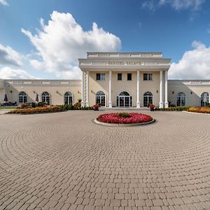 Parisel Palace Centrum Konferencyjno-Wypoczynkowe Klimki Pod Lukowem Exterior photo